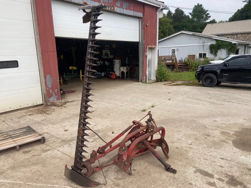 Miscellaneous  Massey Ferguson Sickle Mower - 7FT - Pitman Drive Photo